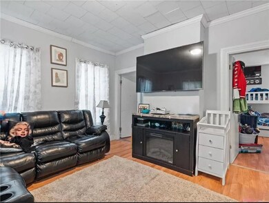 51 Cato St, Woonsocket, RI 02895 - photo 4