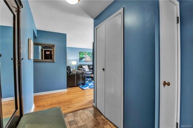 817 Meadowbrook Dr, North Tonawanda, NY 14120 - photo 3