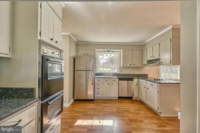 36960 Glendale St, Purcellville, VA 20132 - photo 4