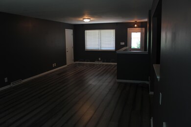 LR looking toward back of house