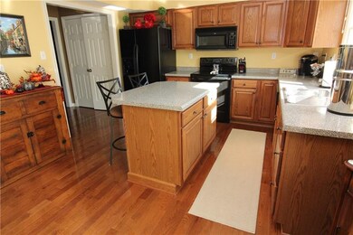 Spacious kitchen with lots of counterspace, center
