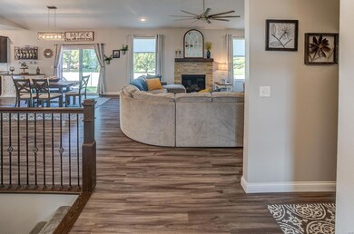 1108 Lucca Ct, Caseyville, IL 62232 - photo 7