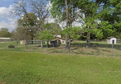 18357 Pickering Rd, Conroe, TX 77302 - photo 3