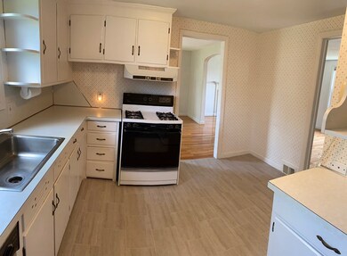 18 Kipling St, Springfield, MA 01118 - photo 6