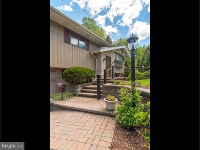 5917 Emmaus Rd, Emmaus, PA 18049 - photo 3
