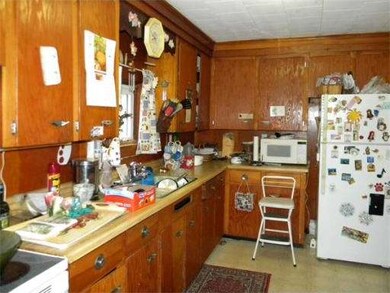 59 Chestnut St, Bellingham, MA 02019 - photo 3