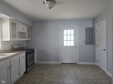 428 Cleveland St, Columbus, IN 47201 - photo 7