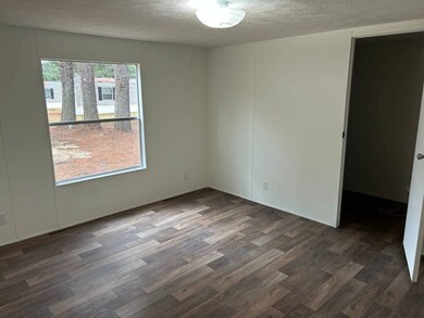 1525 Thomas Dr unit 1525R, Darlington, SC 29532 - photo 5