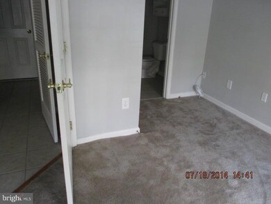 4512 Hidden Stream Ct, Owings Mills, MD 21117 - photo 3