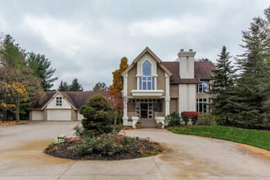 081-Front_View-2203557-medium