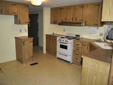 N10775 Poplar Dr, Tomahawk, WI 54487 - photo 3