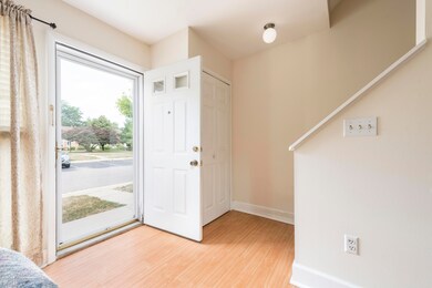 2176-Barclay-Ln-East-Lansing-MI-48823-4