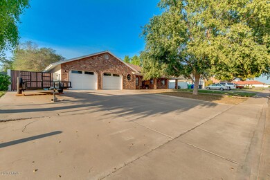 4142 E Hampton Cir, Mesa, AZ 85206 - photo 2