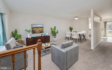 312 Maple Glen Cir, Pottstown, PA 19464 - photo 4