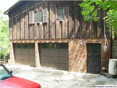 DOUBLE GARAGE IN BASEMENT