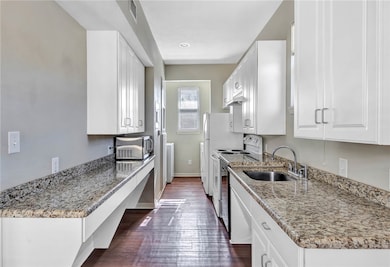 209 Davis St unit Multiple Units Avail, Bryan, TX 77801 - photo 3