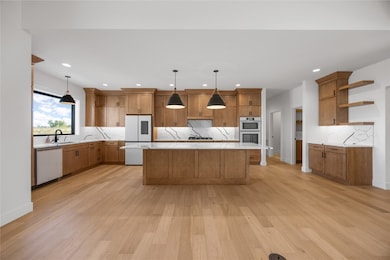 7052 Stags Leap Ln, Marion, IA 52302 - photo 4