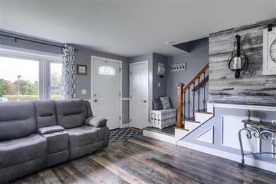 Beautifully updated floors!