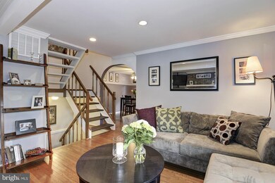 8657 Bent Arrow Ct, Springfield, VA 22153 - photo 5