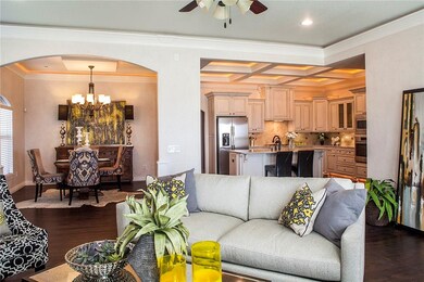 Great Space for Entertaining!!