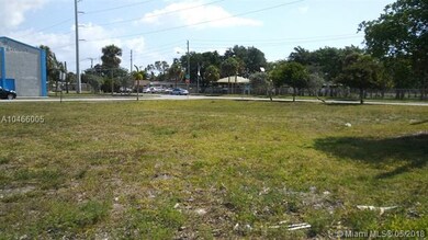 2204 Forrest St, Hollywood, FL 33020 - photo 2