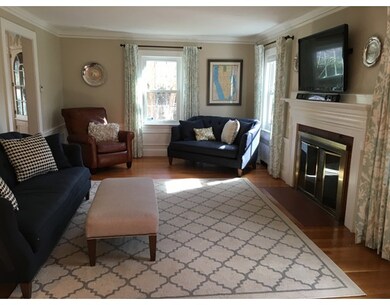 574 Webster St, Needham Heights, MA 02494 - photo 3