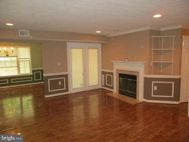 9709 Lake Pointe Ct unit 104, Upper Marlboro, MD 20774 - photo 5