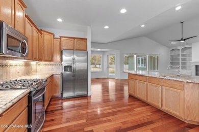 Frigidaire Stainless appliances