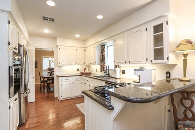 610 Inwood St, Tomball, TX 77375 - photo 7