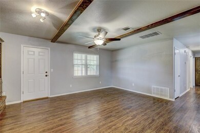 505 Whispering Oaks Blvd, Moore, OK 73160 - photo 6