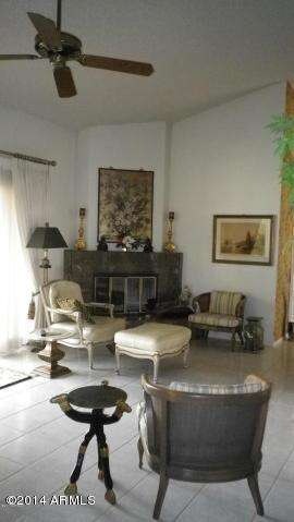 Living Room w
