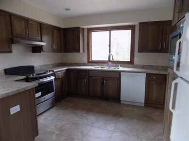 4791 Country Meadows Rd, Brooklyn, WI 53521 - photo 6