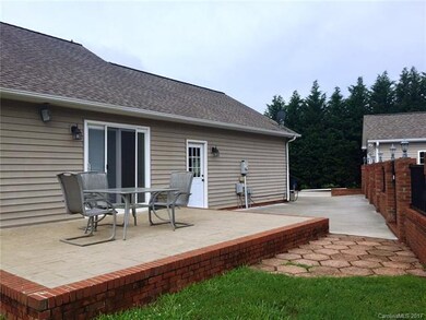 170 Elk Dr, Statesville, NC 28625 - photo 6