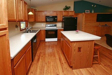 33411 46th Ave, Paw Paw, MI 49079 - photo 2