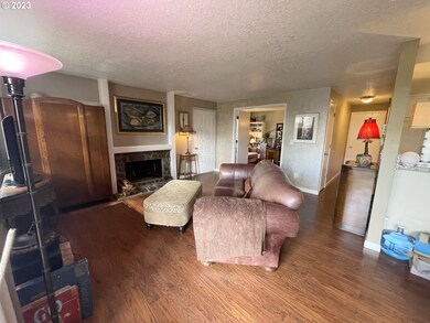 35 Crestfield Ct, Lake Oswego, OR 97035 - photo 3