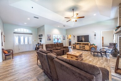 26013 Mesa Oak Dr, San Antonio, TX 78255 - photo 3