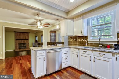 3585 Lions Field Rd, Triangle, VA 22172 - photo 7