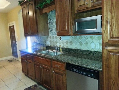 921 Amethyst Dr, Weslaco, TX 78596 - photo 4