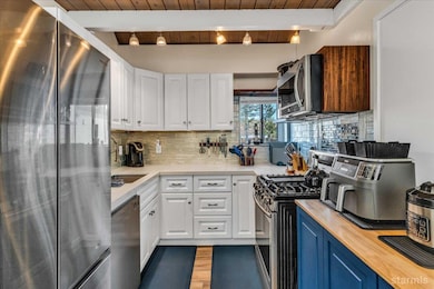 489 Tahoe Keys Blvd unit 52, South Lake Tahoe, CA 96150 - photo 4