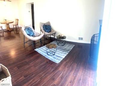 412 Tournament6, Union Twp., NJ 07083 - photo 4