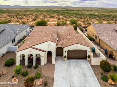 Desert and Mountain Views!