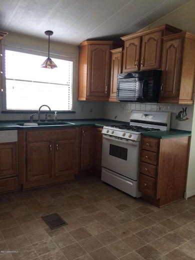 2529 Amberly Rd NE, Palm Bay, FL 32905 - photo 7