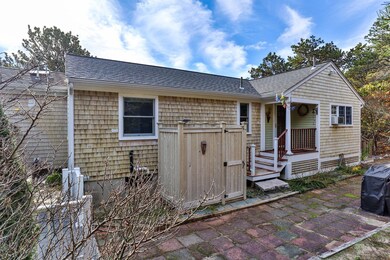 6 Elizabeth Way, Truro, MA 2666 - photo 4