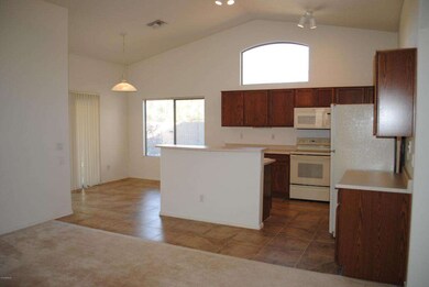 Kitchen w/Dining Area