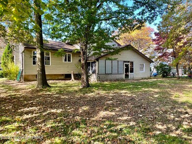 31 Kirby Dr, Morrisville, PA 19067 - photo 2