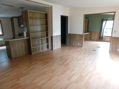 51 Kapper Dr, Winchester, NH 03470 - photo 3