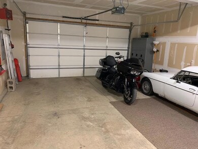 Garage<|><|>