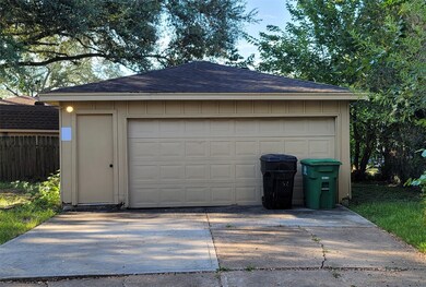 12010 Kirknoll Dr, Houston, TX 77089 - photo 4