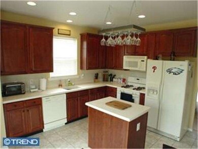 160 Rittenhouse Dr, Woodbury, NJ 08096 - photo 6