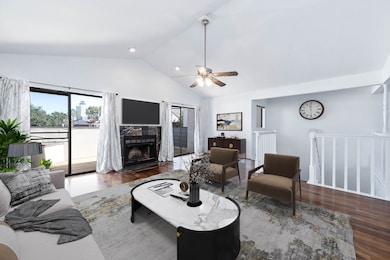 2664 Bering Dr unit 2664, Houston, TX 77057 - photo 2